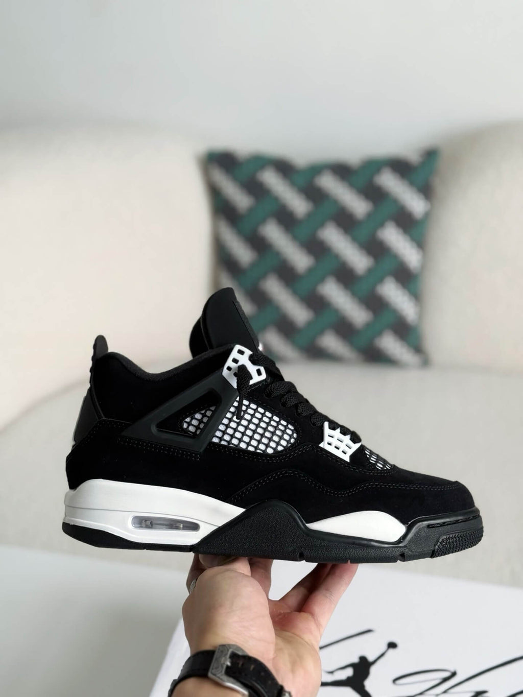 Nike Air Jordan 4 Retro – Black and White “Oreo”